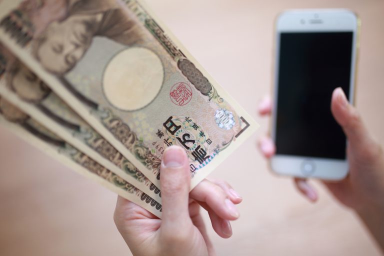 Iphoneを現金化するたった2つの方法を比較 クレジットカード現金化ガイド Iphoneを現金化するたった2つの方法を比較 クレジットカード現金化ガイド