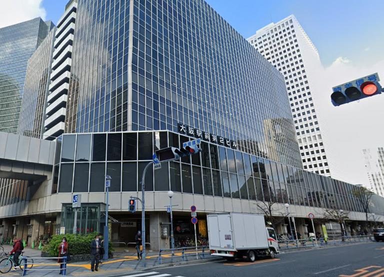 甲南チケット大阪駅前